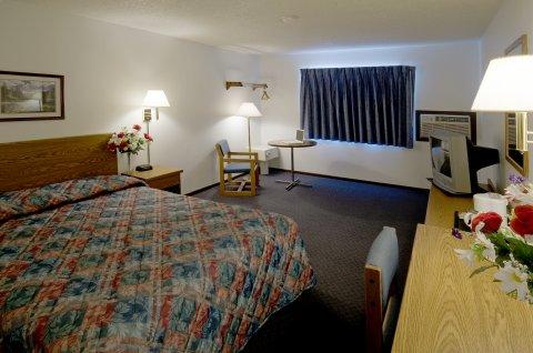 Baymont By Wyndham Hotel Hutchinson